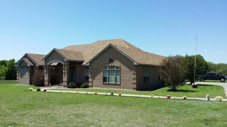 Slide of Onyx Roofing