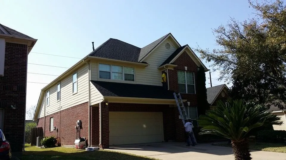 Slide of Onyx Roofing