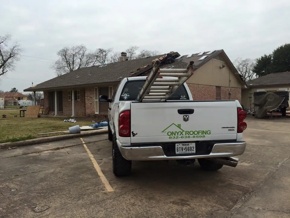 Slide of Onyx Roofing