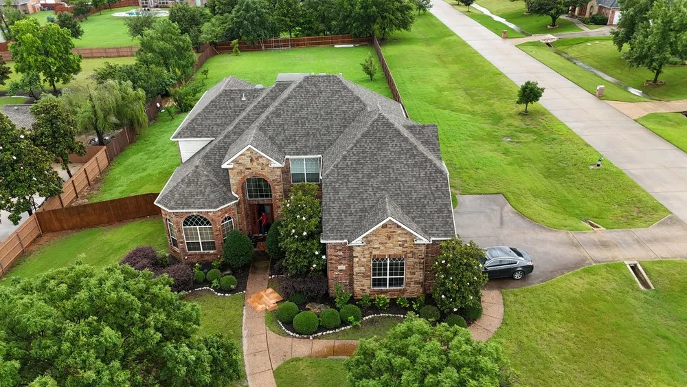 Slide of Onyx Storm Roofing