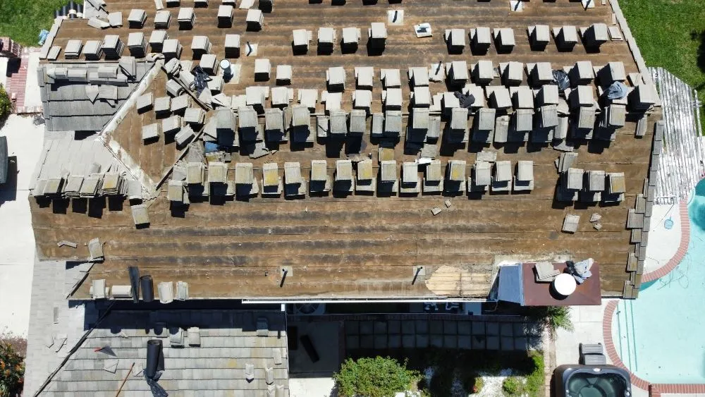 Slide of Optimum Roofing