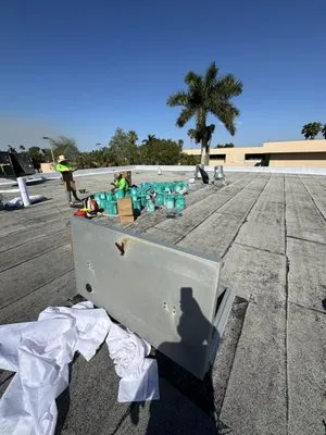 Optimum Specialist Roofing Logo