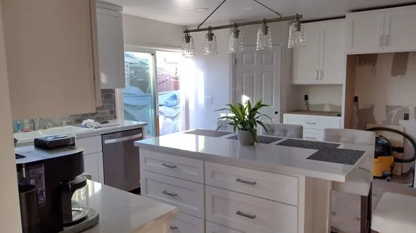 O.R. Renovations Logo