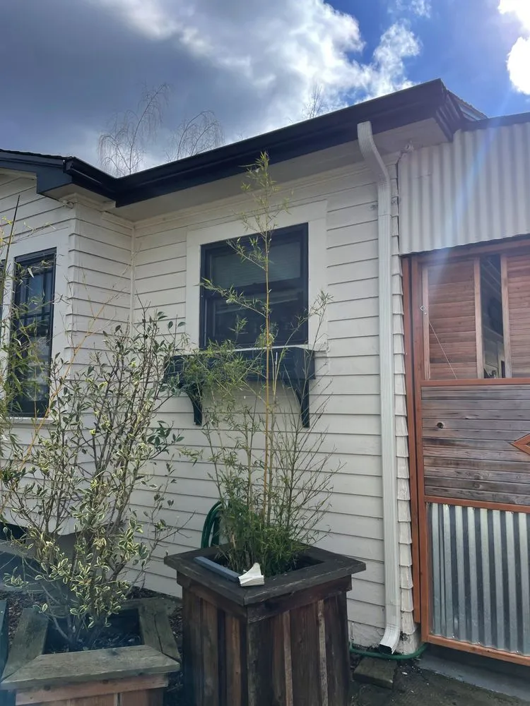 Slide of Oregon Exterior Experts