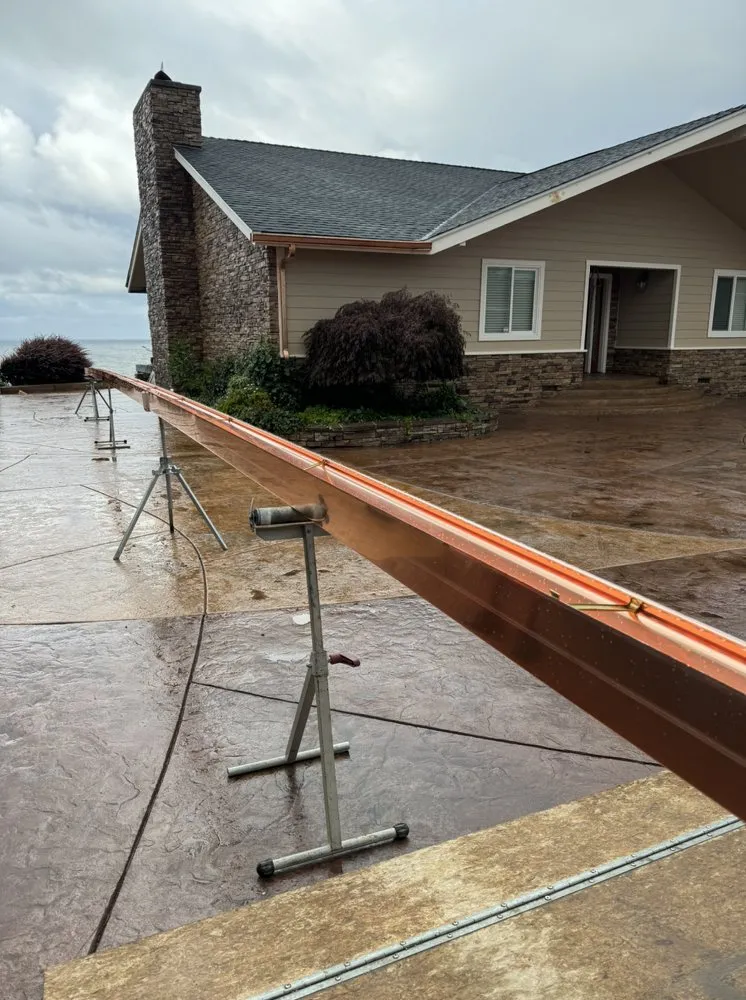 Slide of Oregon Gutter and Roof