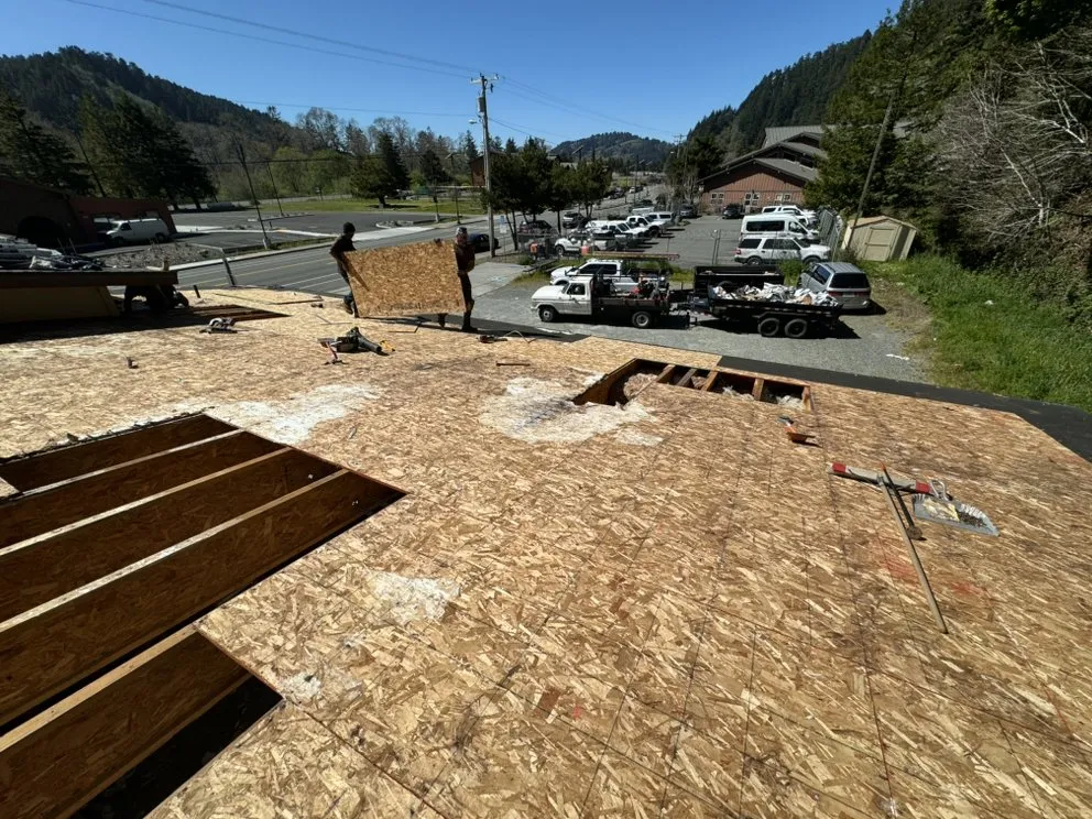 Slide of Oregon Gutter and Roof