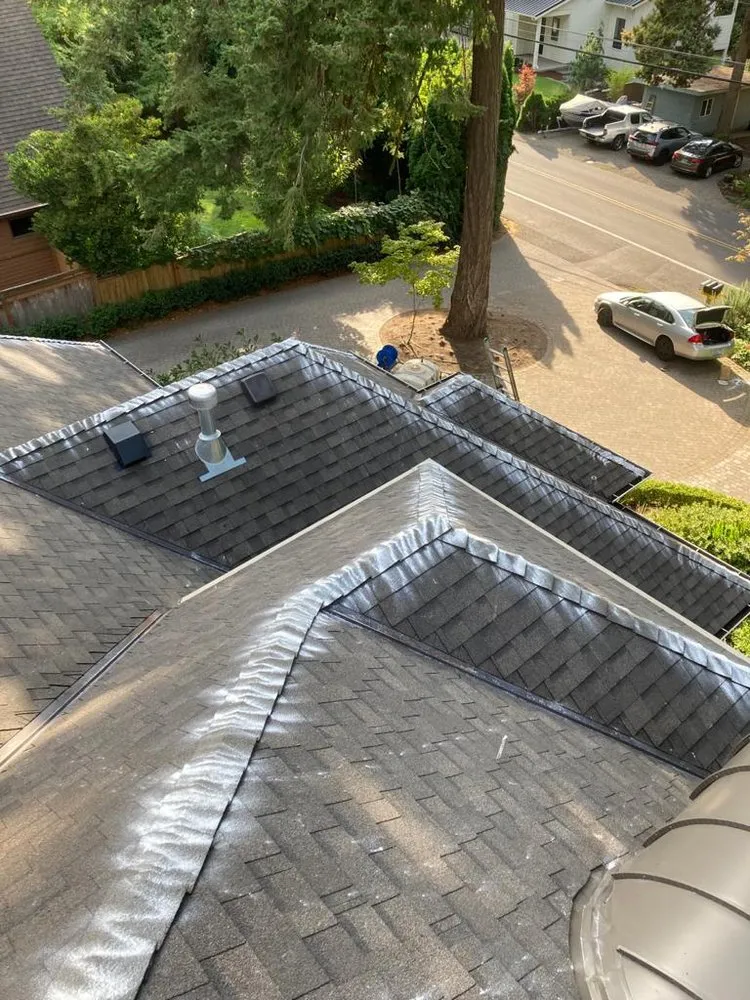 Slide of Oregon Roofers