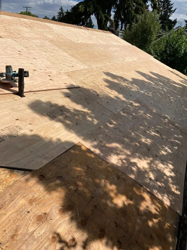 Slide of Oregon Roofers