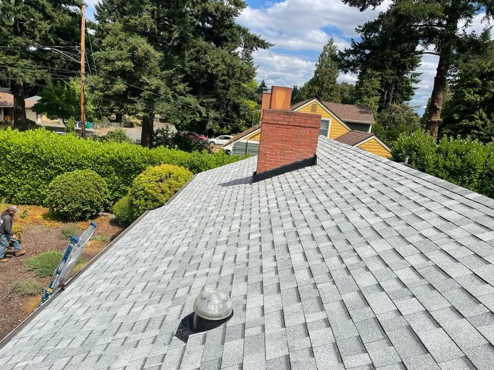 Slide of Oregon Roofers