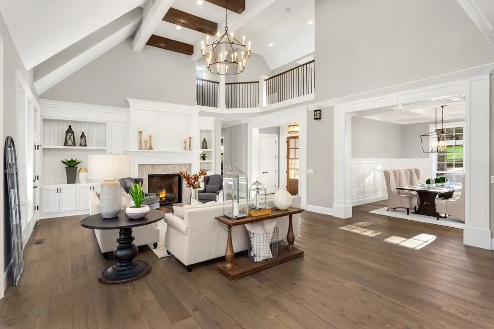 Slide of Oria Builders