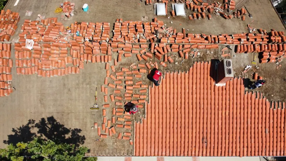 Slide of Orian Construction & Roofing