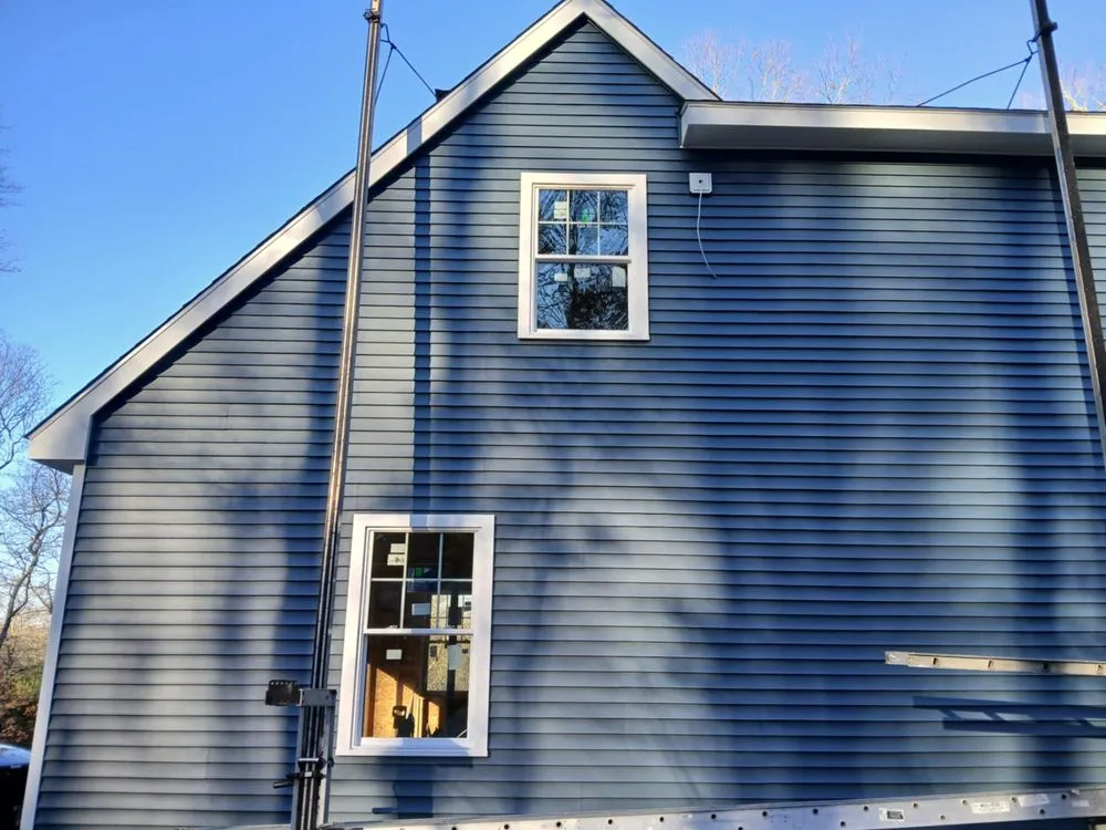 Slide of Orlando M Contruction