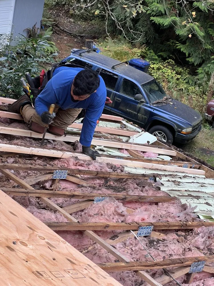 Slide of Orlando's Pro Roofing