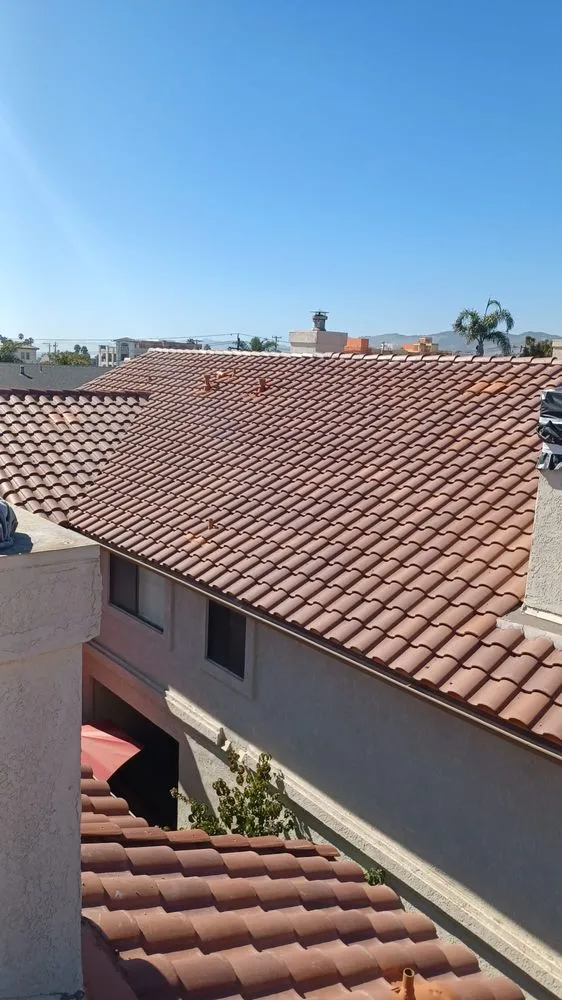 Slide of Orozco Roofing