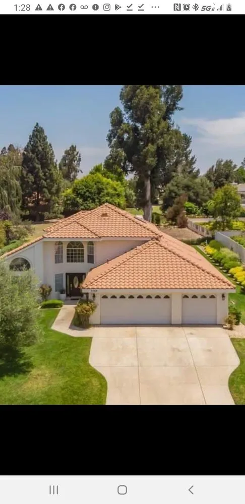 Slide of Orozco Roofing