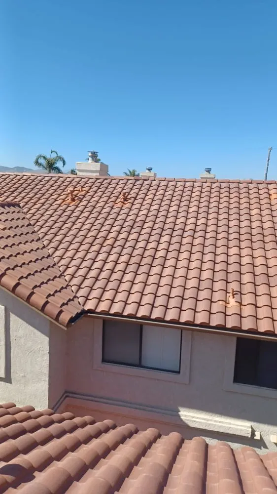 Slide of Orozco Roofing