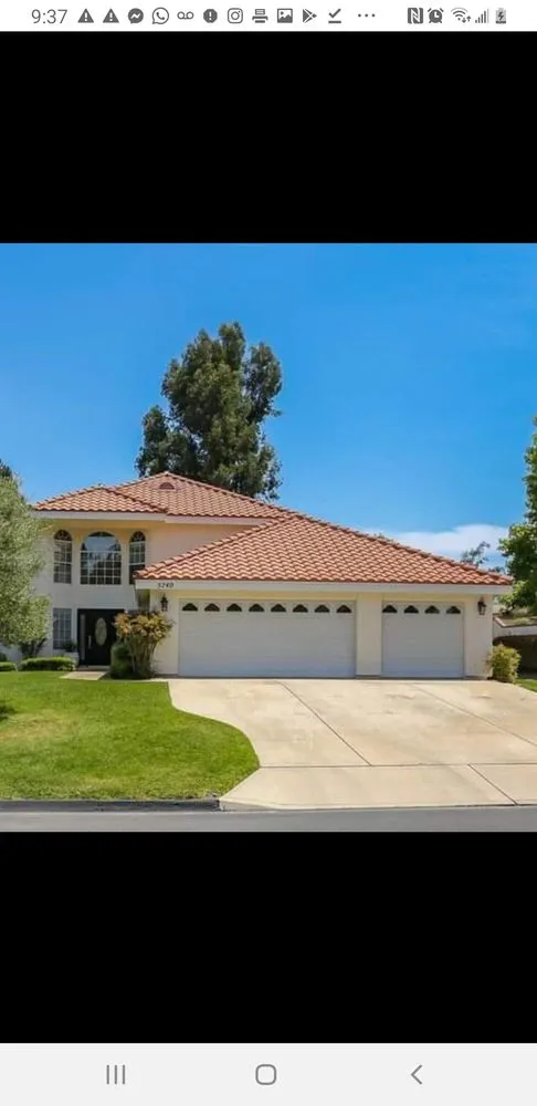 Slide of Orozco Roofing