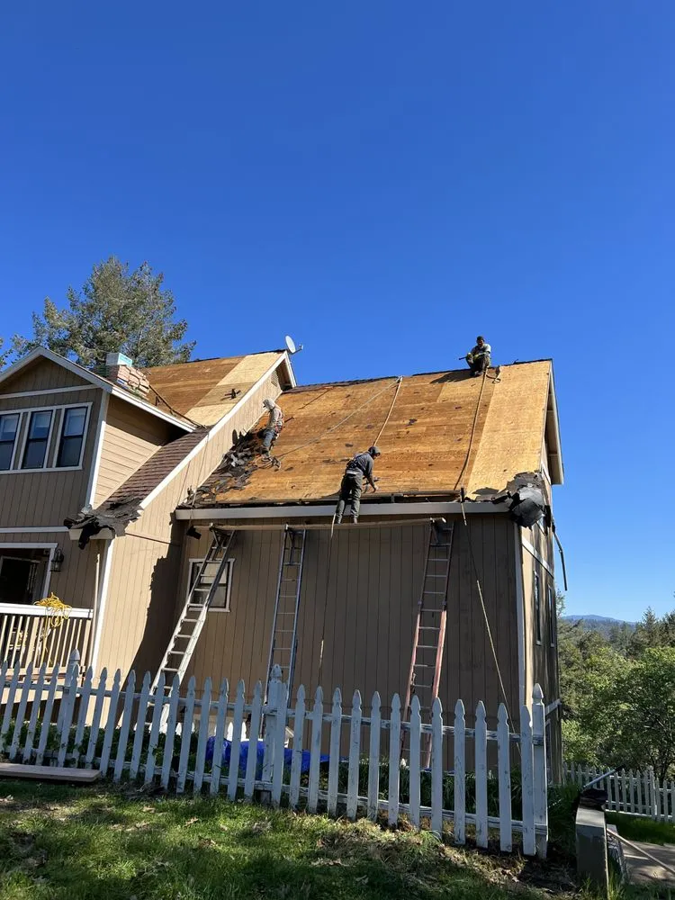 Slide of Oscar Construction DBA Roofing