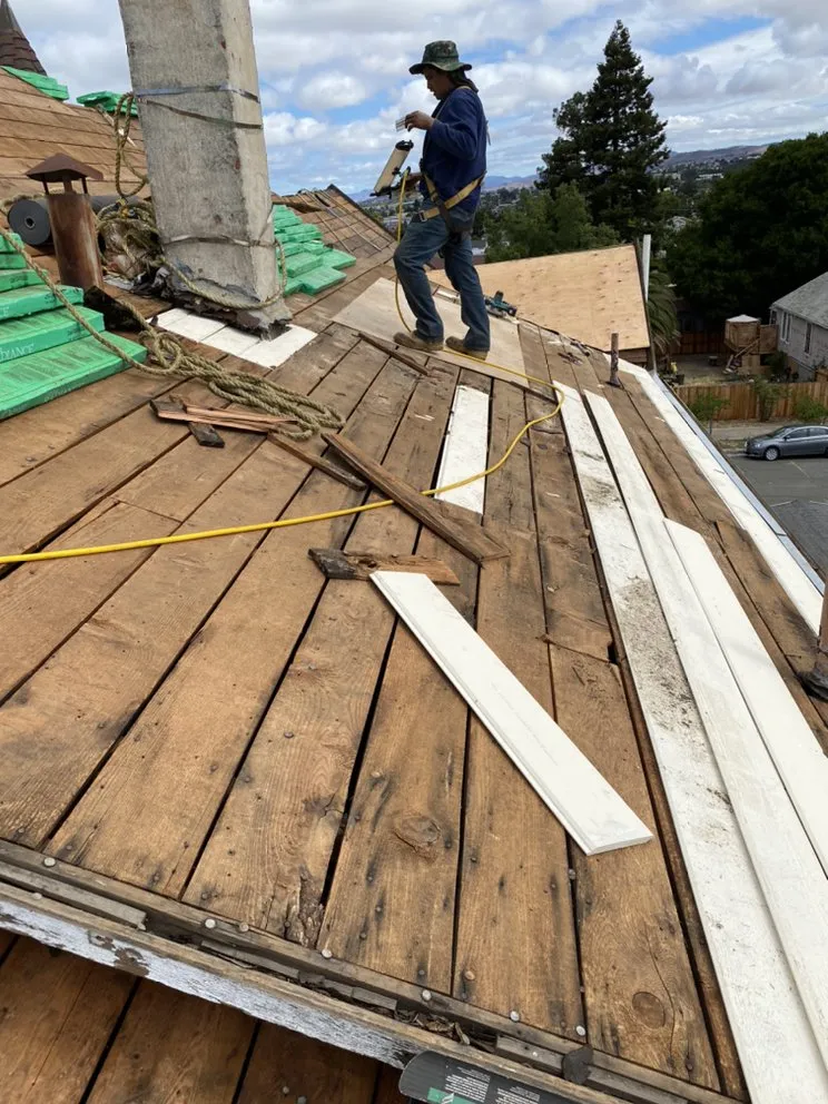 Slide of Oscar Construction DBA Roofing