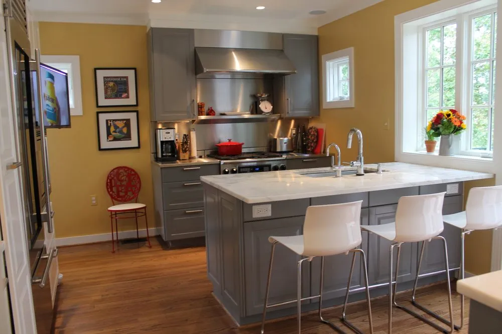 Slide of Oscar Construction