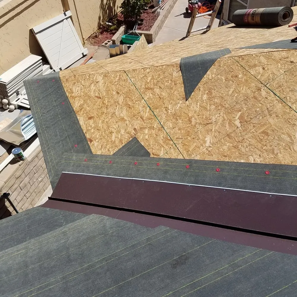 Slide of Oscar's Roofing