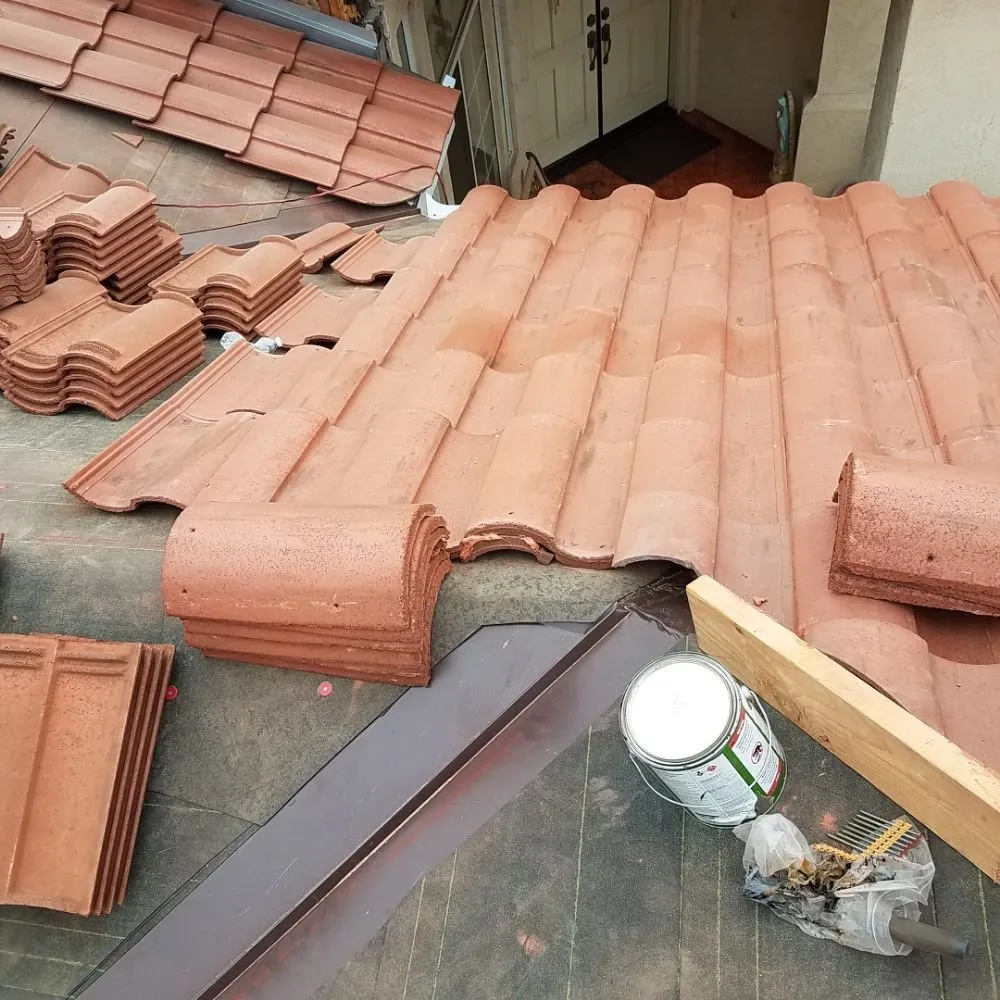 Slide of Oscar's Roofing