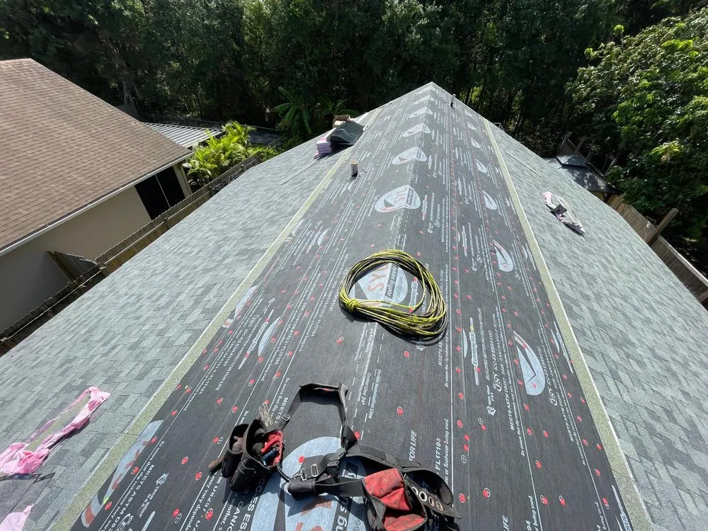 Slide of Osmin Roofing