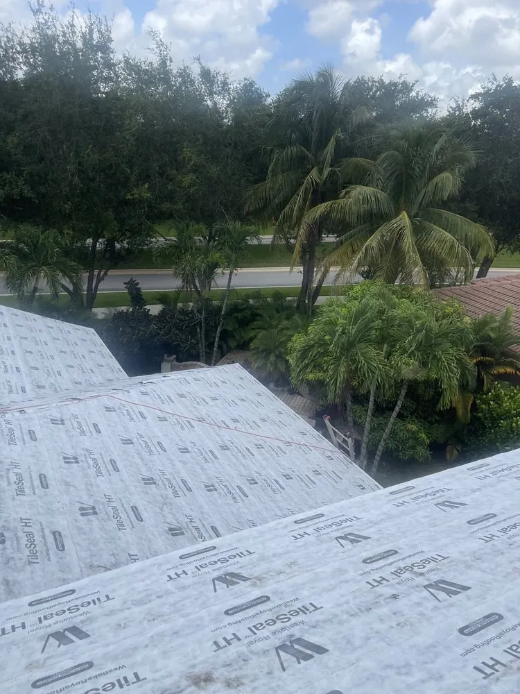 Slide of Osorto Roofing