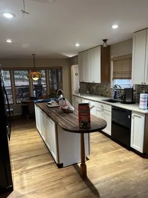 Otto’s Pressure Washing Logo