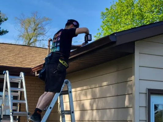 Out & About Roofing Logo