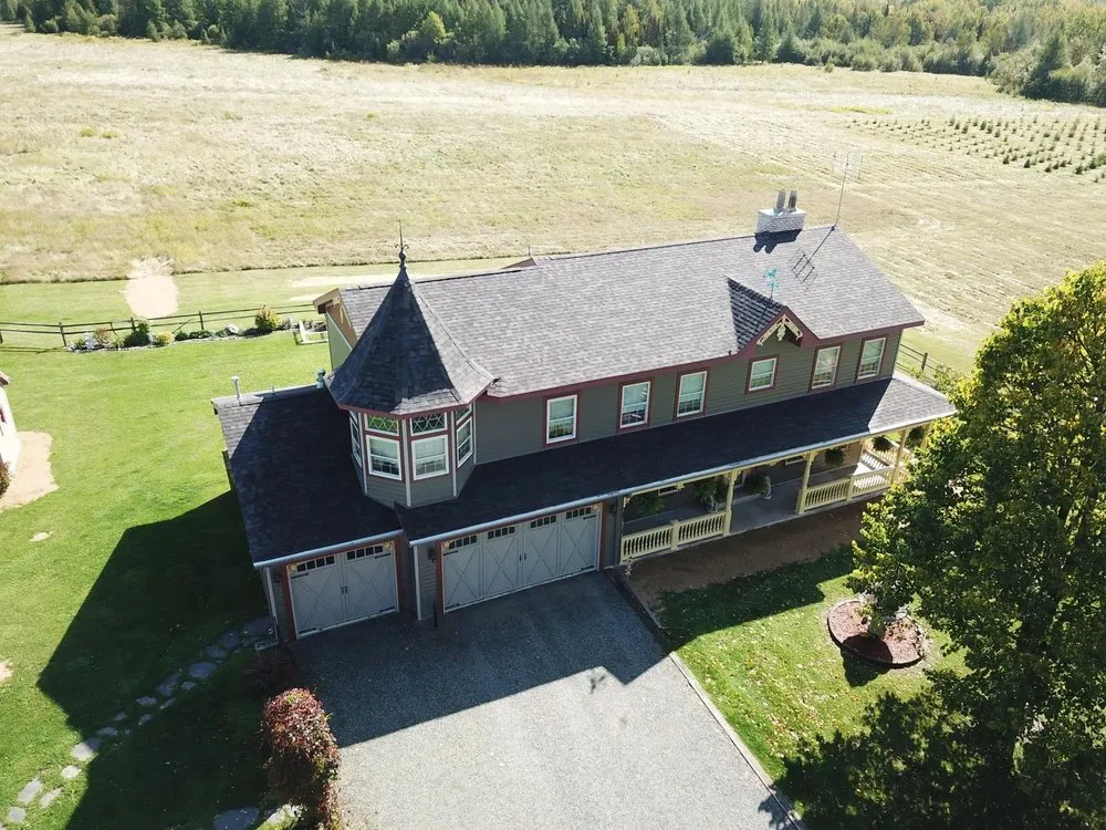 Slide of Outlast Construction