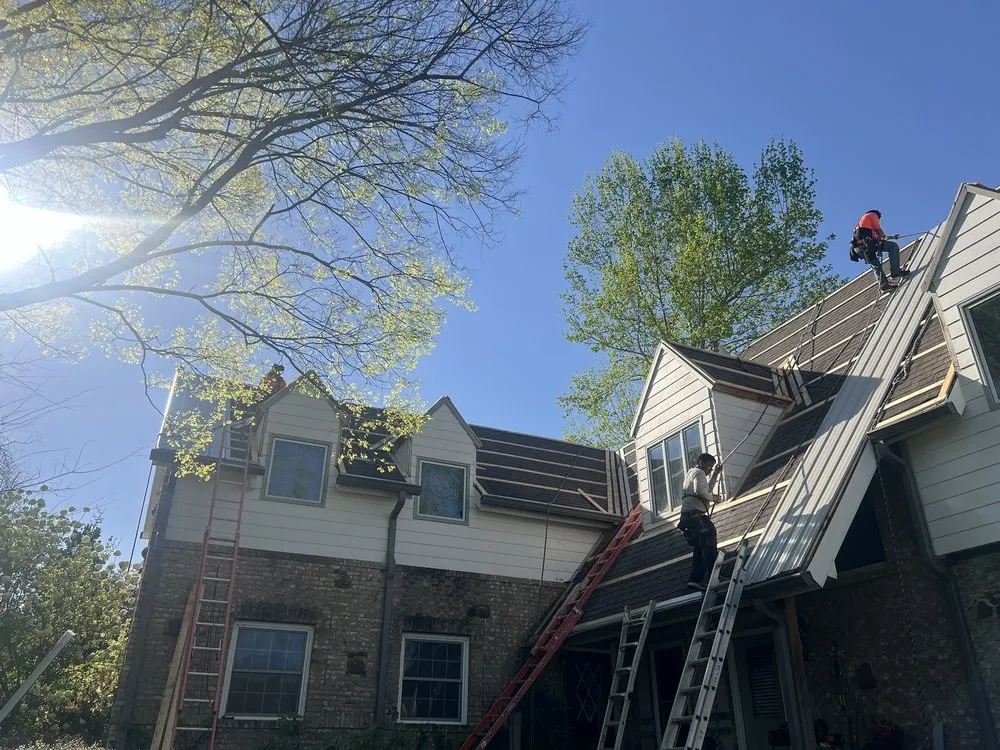 Slide of O&V Roofing