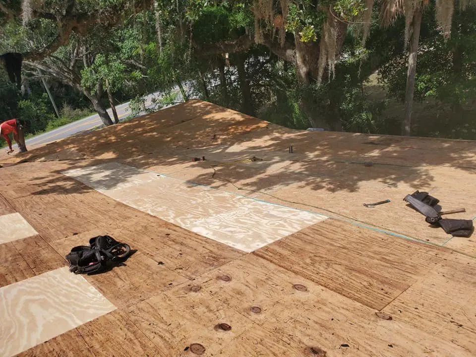 Slide of Ovando Roofing