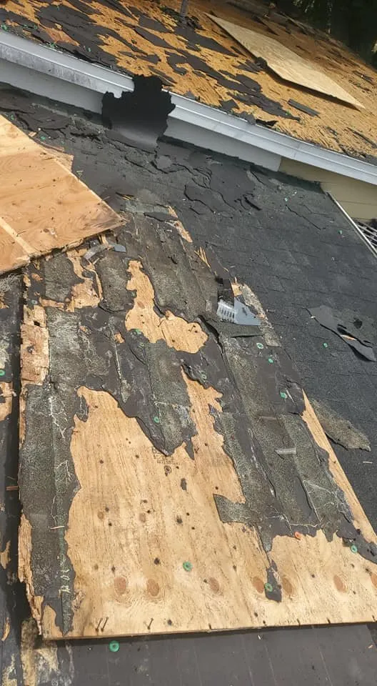 Slide of Ovando Roofing