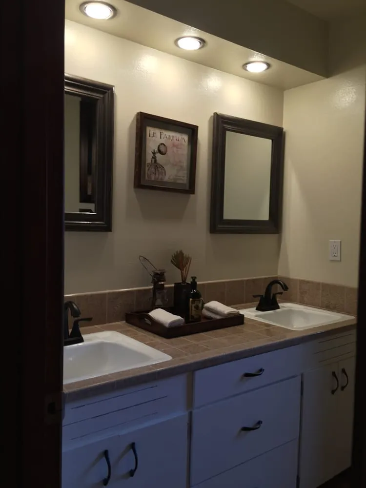 Slide of Ovation Restoration