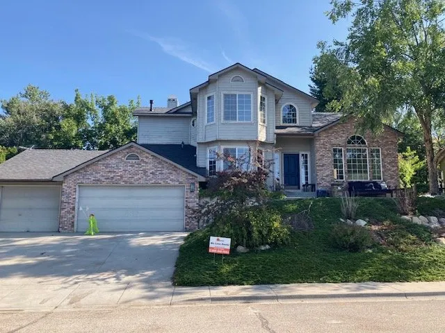 Slide of Owyhee Roofing
