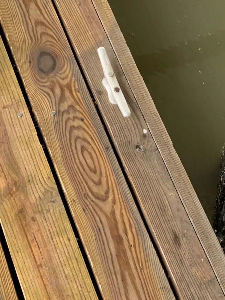 Reliable roof repair in Rocky Mount, MO - Ozark Dock Wash