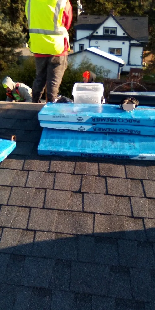 Slide of Pablo's Roofing & Landscaping Services