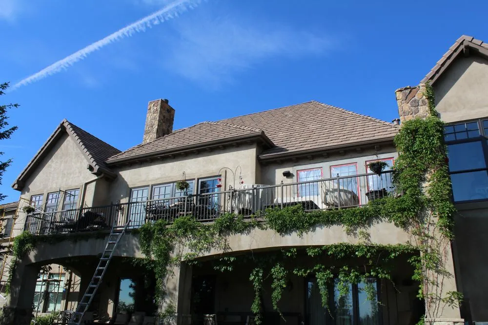 Slide of Pachner Exteriors