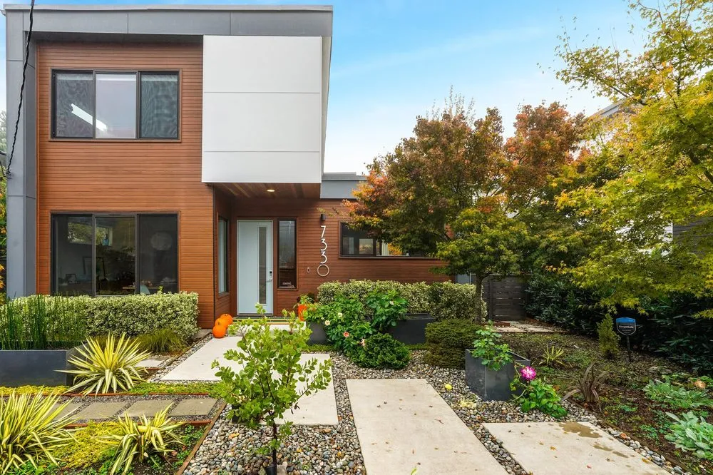 Slide of Pacific Exteriors