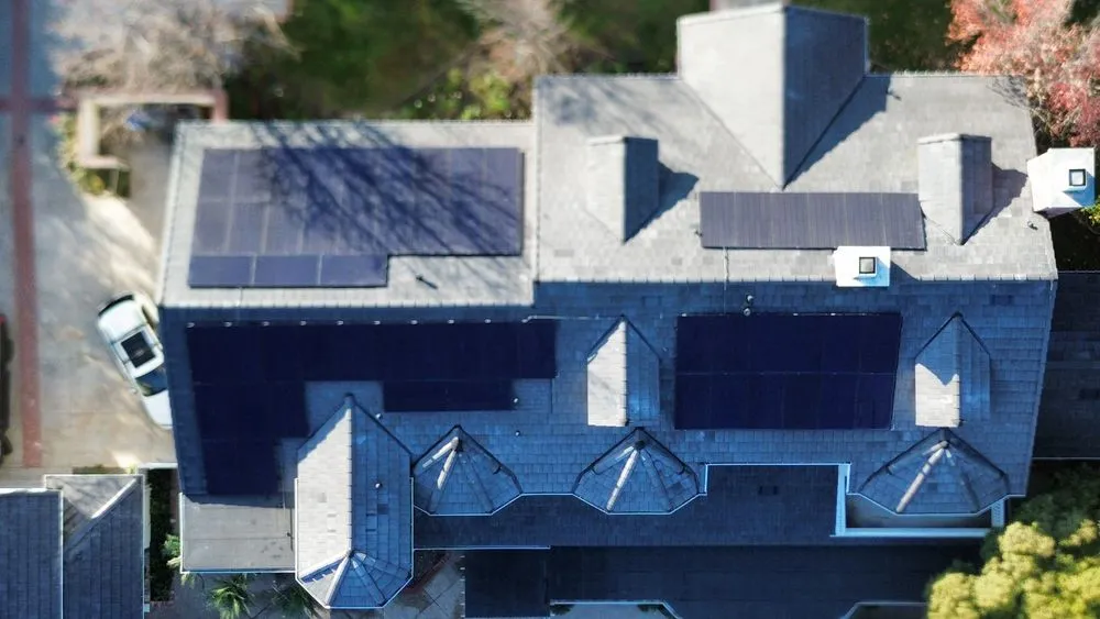 Slide of Pacific Roofers