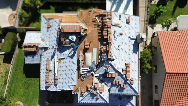 Pacific Roofers Logo