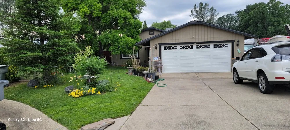 Slide of Pacific West Roofing