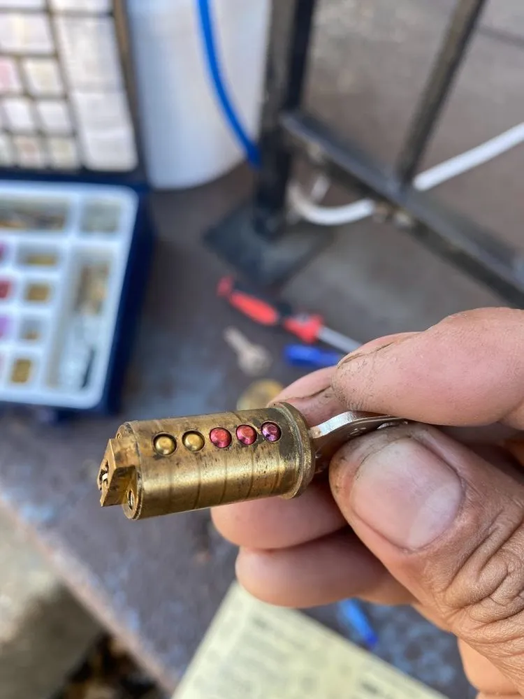 Slide of Paco The Fixer Pro