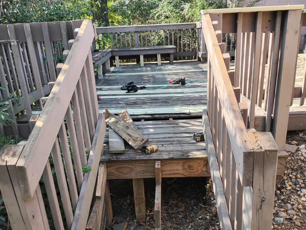 Slide of Paco The Fixer Pro