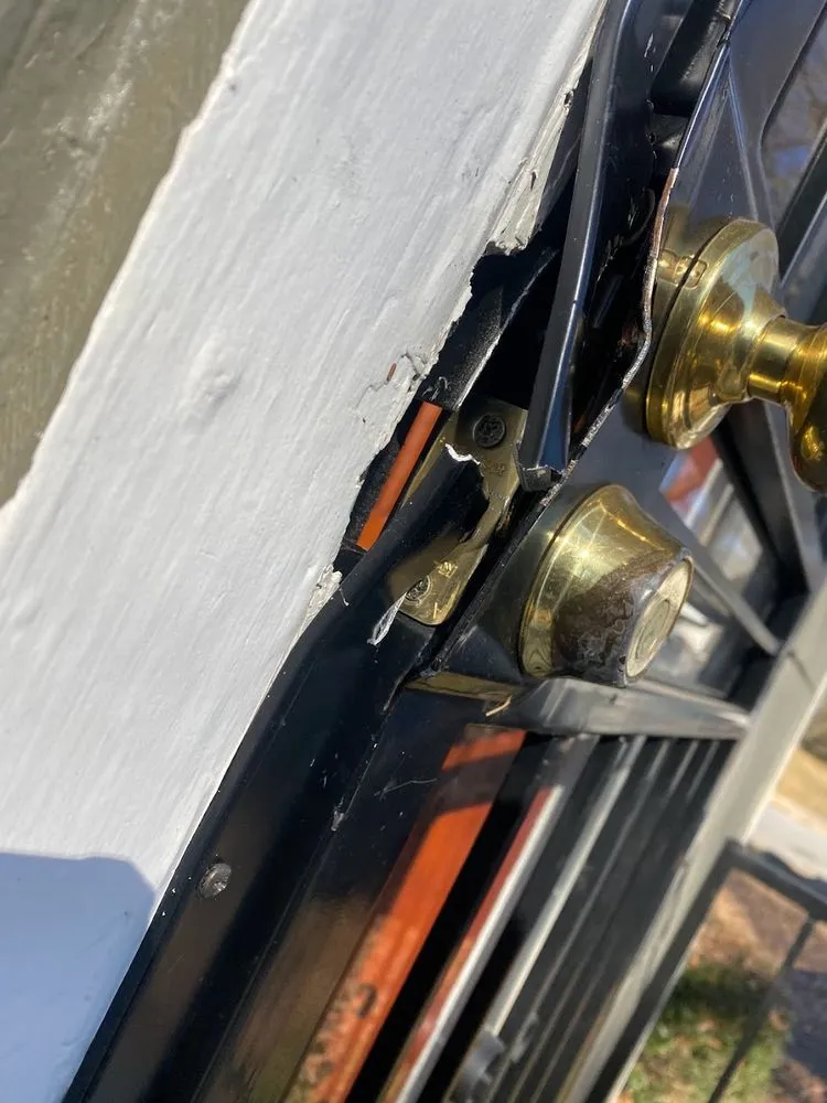 Slide of Paco The Fixer Pro