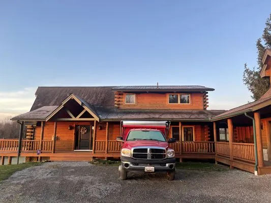 Paco’s Roofing Logo