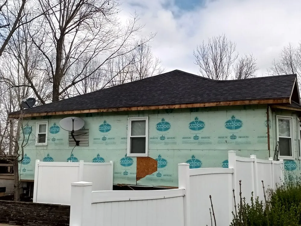 Slide of Paducah's Best Extiriors