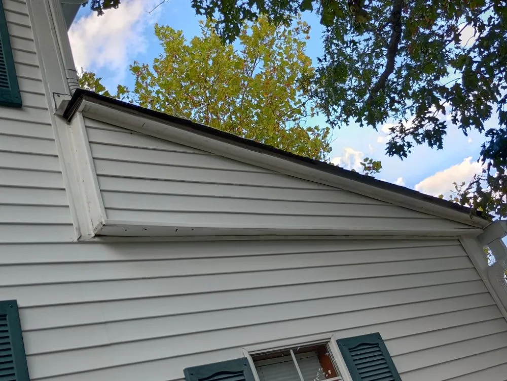 Slide of Painting & Handyman Services