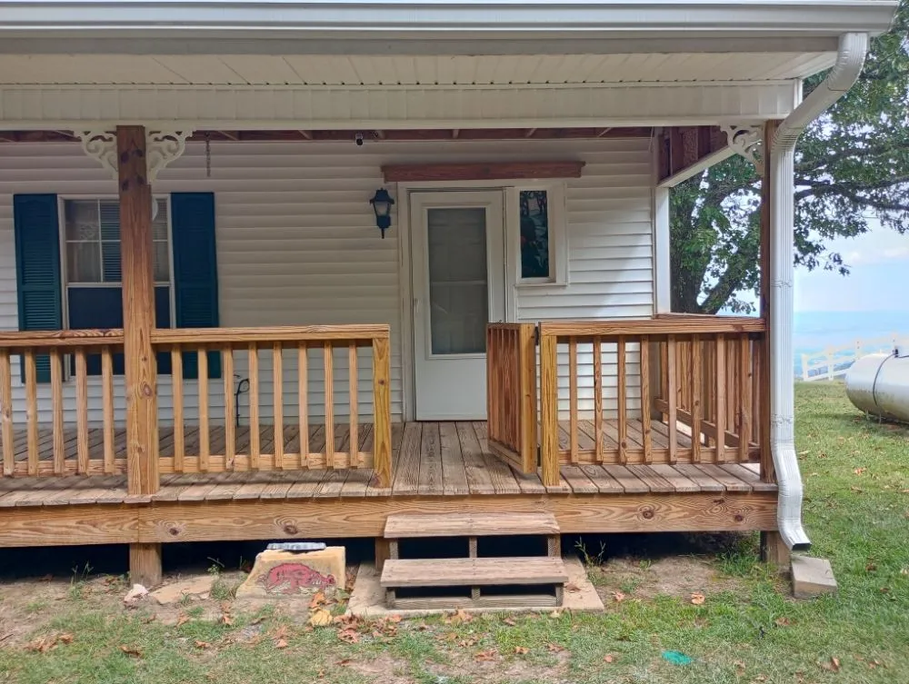 Slide of Painting & Handyman Services